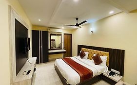Hotel Augusto  3*
